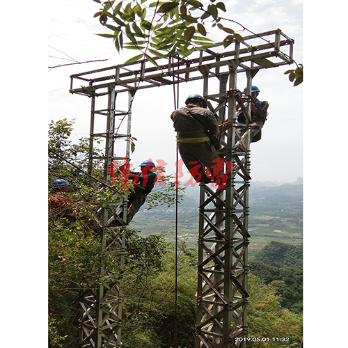 電(diàn)力龙门架防雷工程现场1