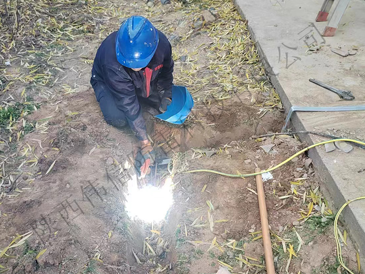 山(shān)西吕梁某酒厂10欧姆防雷接地施工七